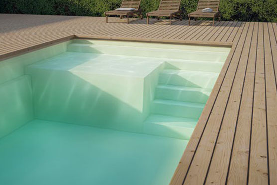 piscine coque polyester