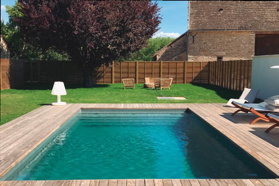 piscine coque polyester