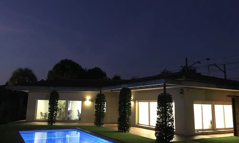 Piscine wide